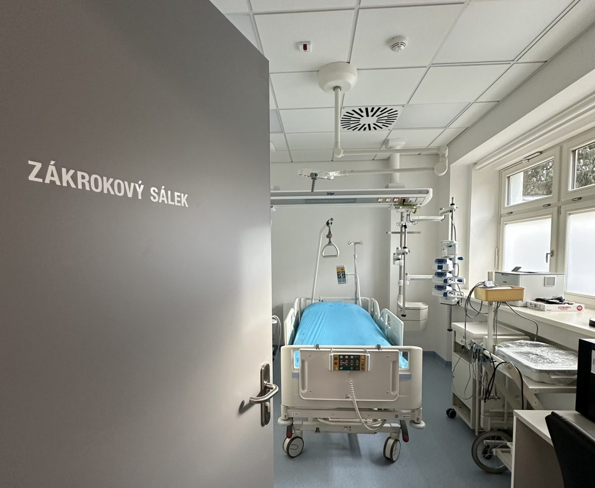 Prostory a vybavení nové JIP Fakultní nemocnice Brno