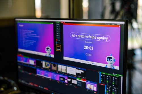 Monitor s prezentací AI v praxi veřejné správy – Regiony 4.0, připravovaná online konference Centra pro regionální rozvoj České republiky.