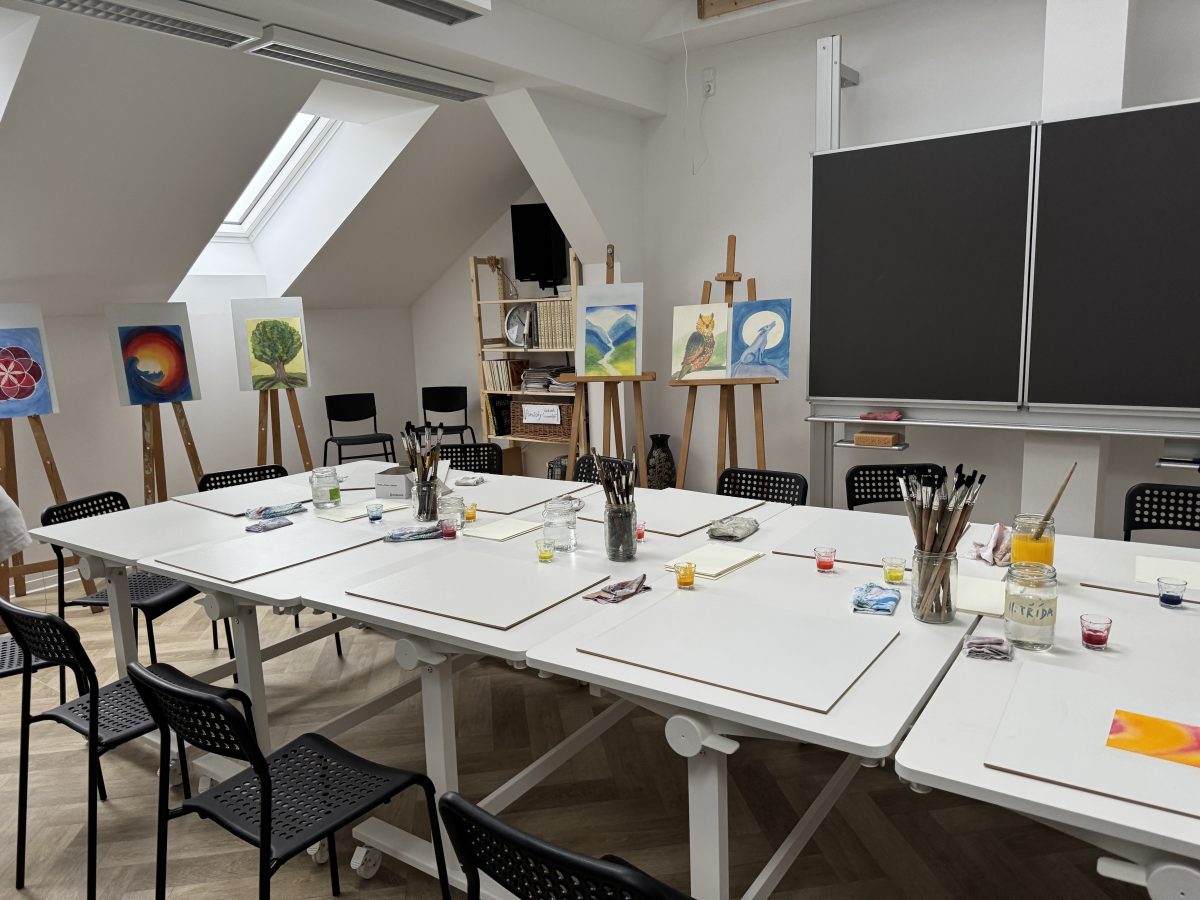 Waldorfská škola Dobromysl v Plzni má nové moderní učebny