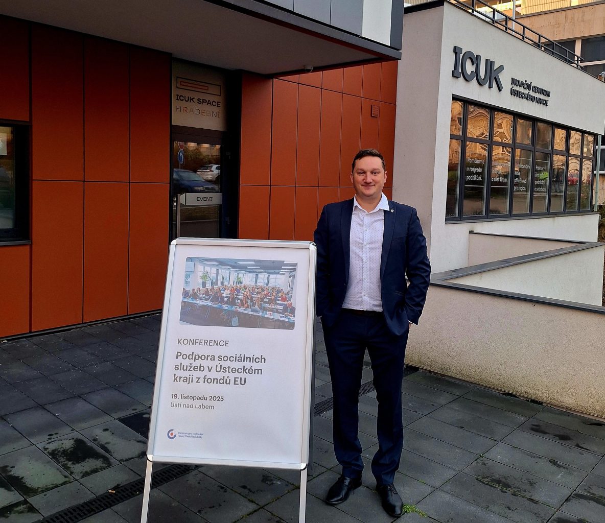 Viktor Kruml, ředitel pobočky CRR Ústí, na konferenci o podpoře sociálních služeb v Ústeckém kraji