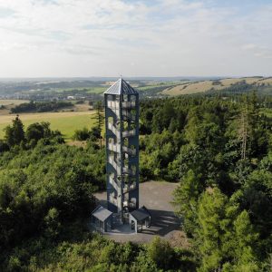 Rozhledna Halaška u Budišova nad Budišovkou byla postavena v rámci projektu Silesianka v minulém programovém období Interreg Česko–Polsko