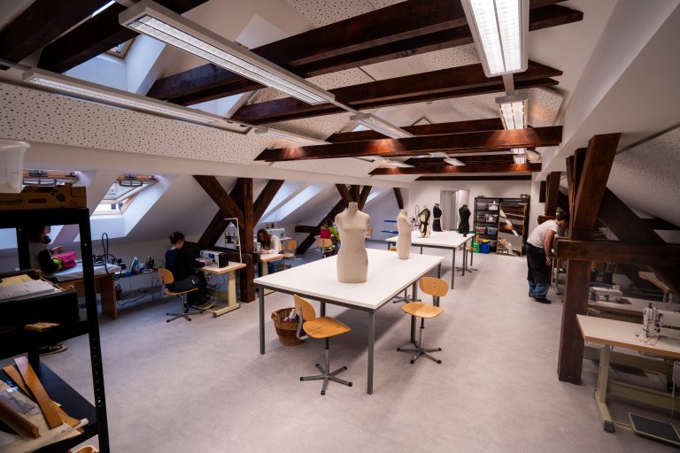 Střihová dílna Design oděvu