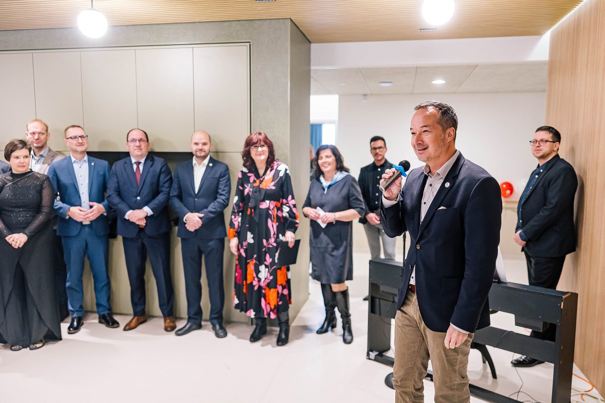 Slavnostní otevření Centra sociálních služeb Holice