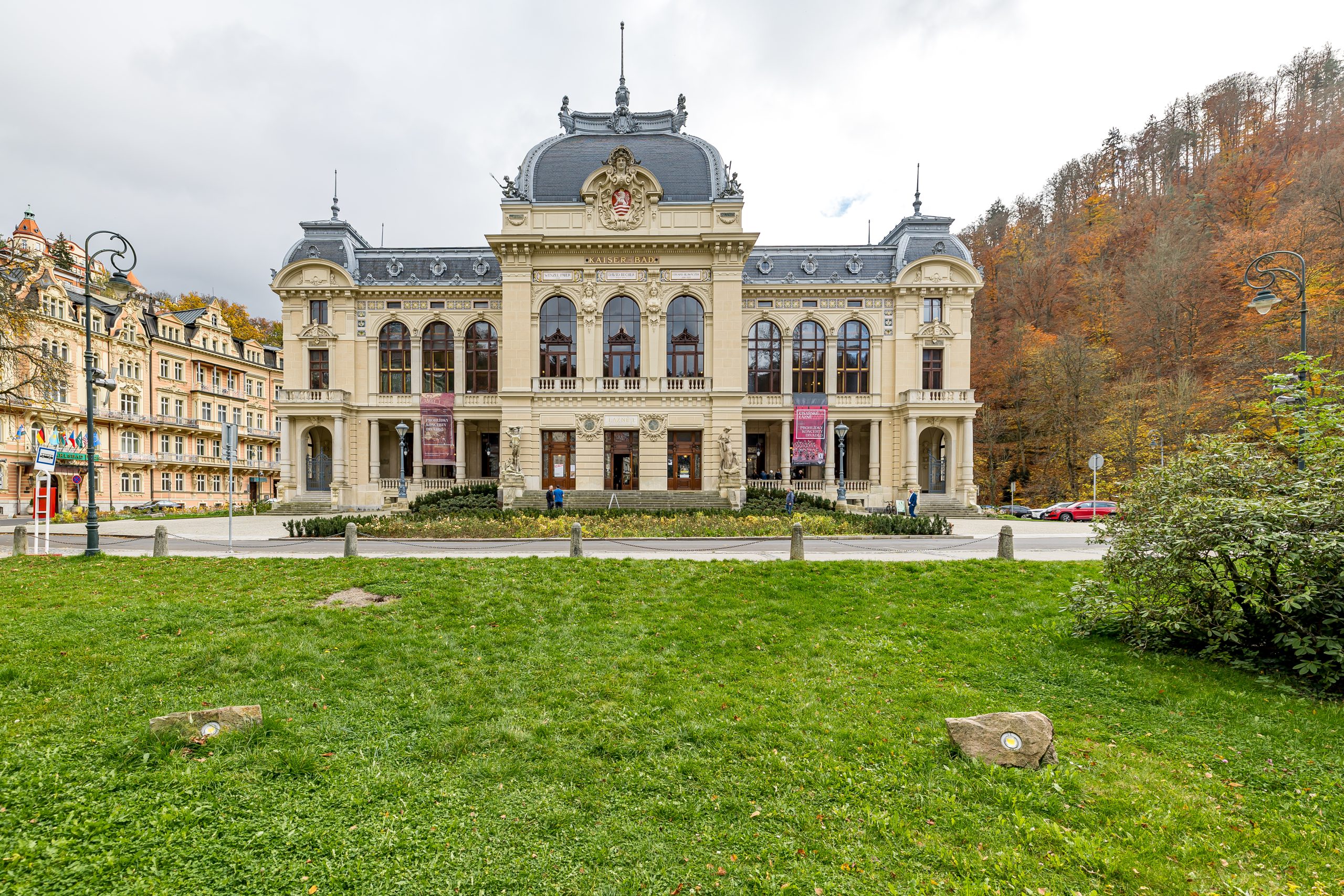 Císařské lázně Karlovy Vary – historická budova po revitalizaci