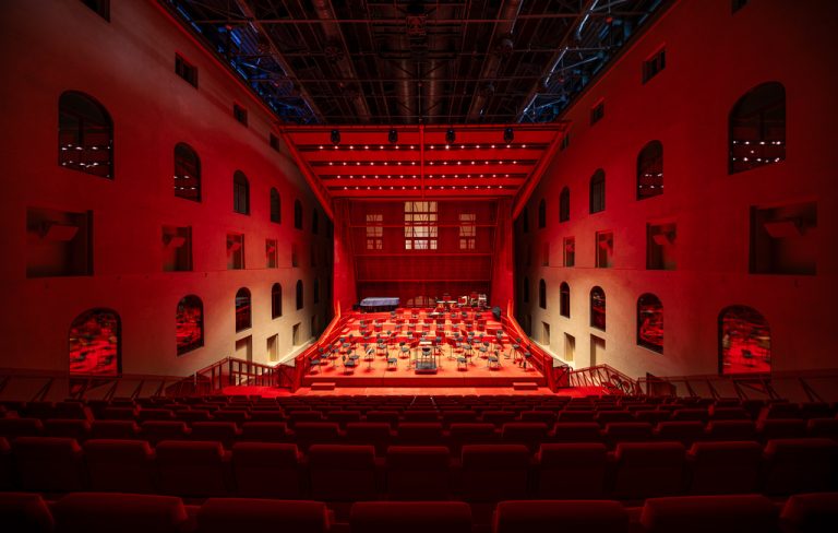 Multifunkční koncertní sál v atriu Císařských lázní Karlovy Vary