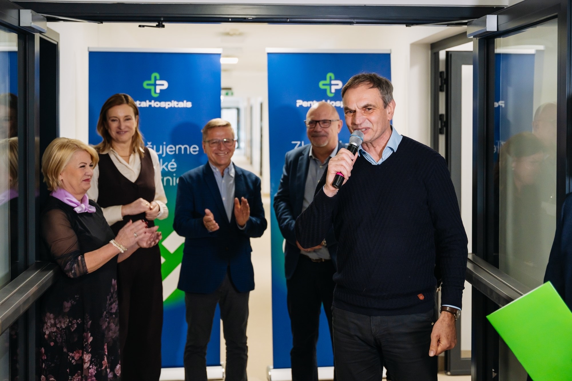 Otevření nového pavilonu psychiatrické péče v Ostrově