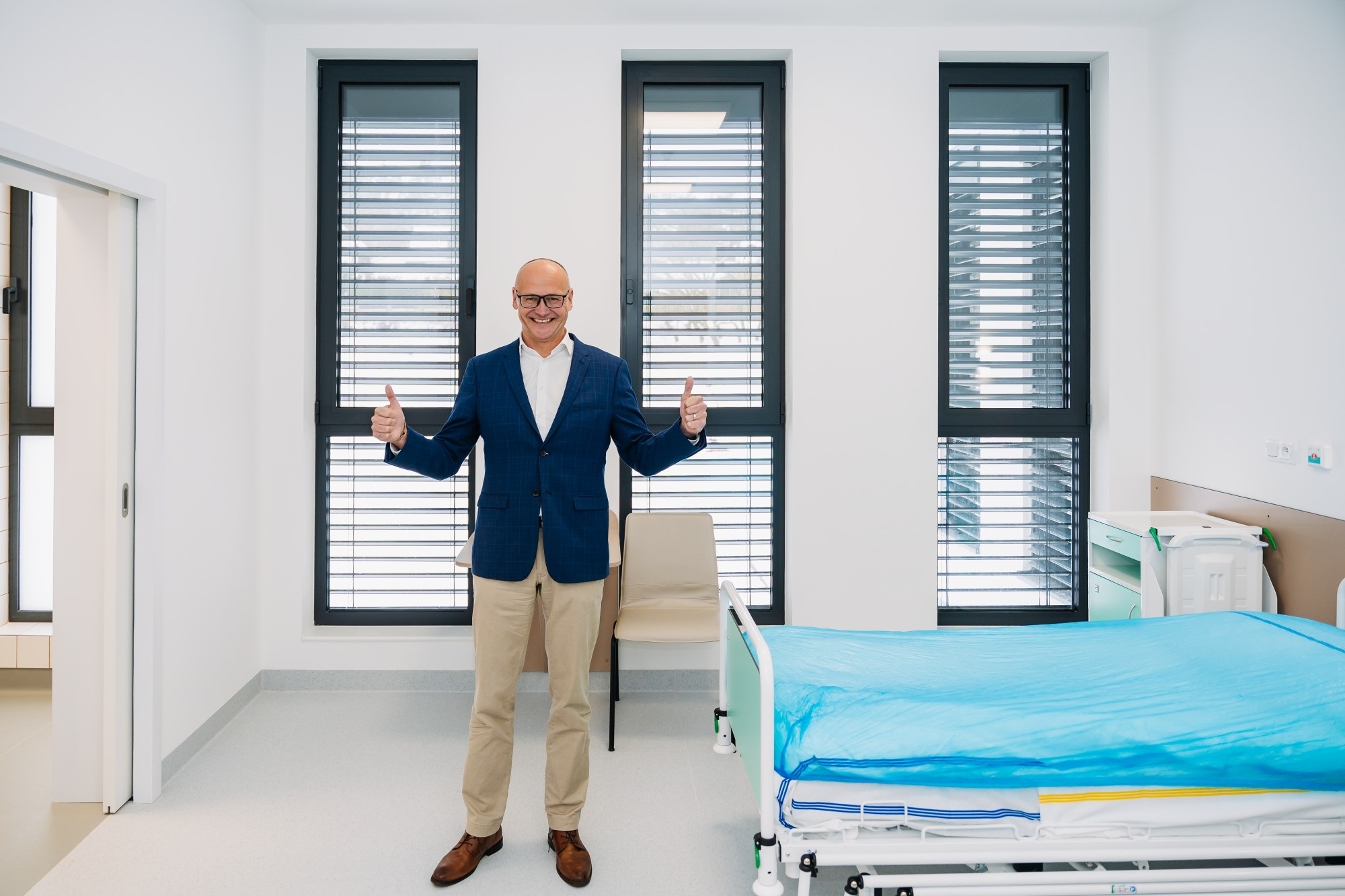 Moderní pokoje pacientů na psychiatrickém oddělení Nemocnice Ostrov