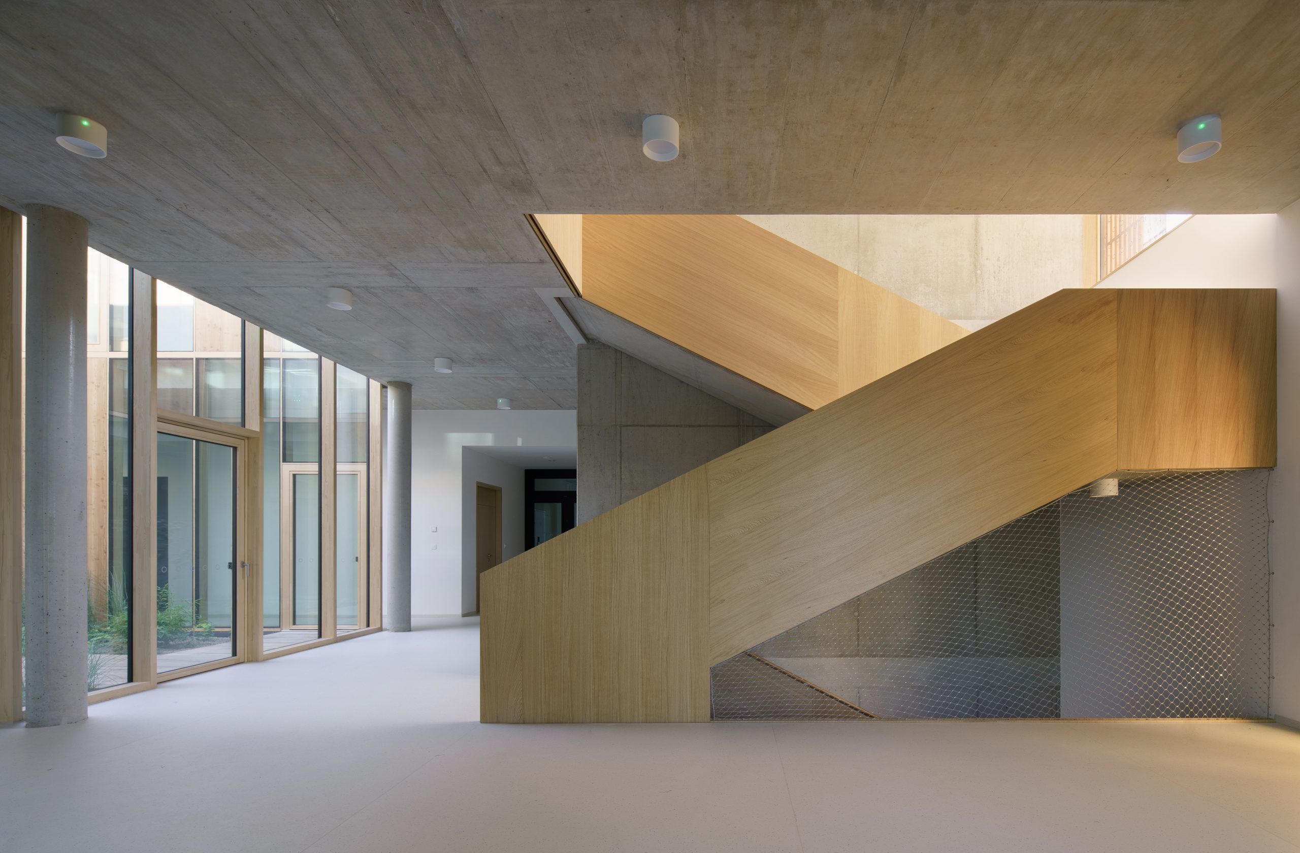 Jedinečné zařízení sociálních služeb propojuje design a dlouhodobou potřebu rodin vážně nemocných dětí. Foto: Alex shoots buildings