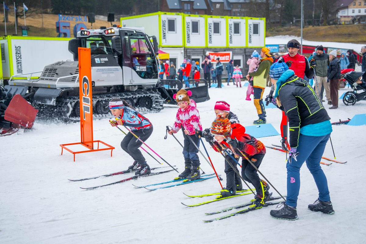 Běžkaři v Jizerských horách si užijí delší sezónu