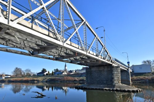 Most mezi Starým Bohumínem a Chałupkami přes řeku Odru