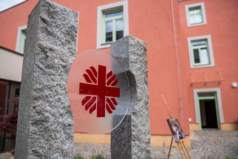 V Dubické ulici byl slavnostně otevřen zrekonstruovaný areál sociálních služeb