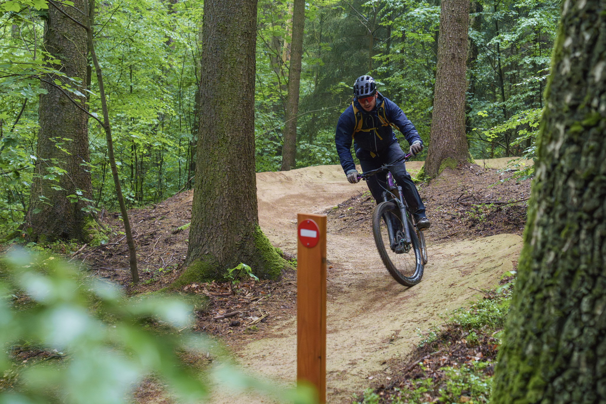 První trasy projektu Borderland Trails jsou otevřené. Po dokončení nabídne přeshraniční areál přibližně 35 kilometrů trailů pro začátečníky i zkušené.