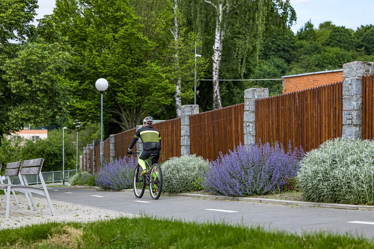 IROP podpořil více než tisíc dopravních projektů. Na čistou a aktivní mobilitu, veřejnou dopravu a cyklostezky směřuje 14,8 miliardy korun.