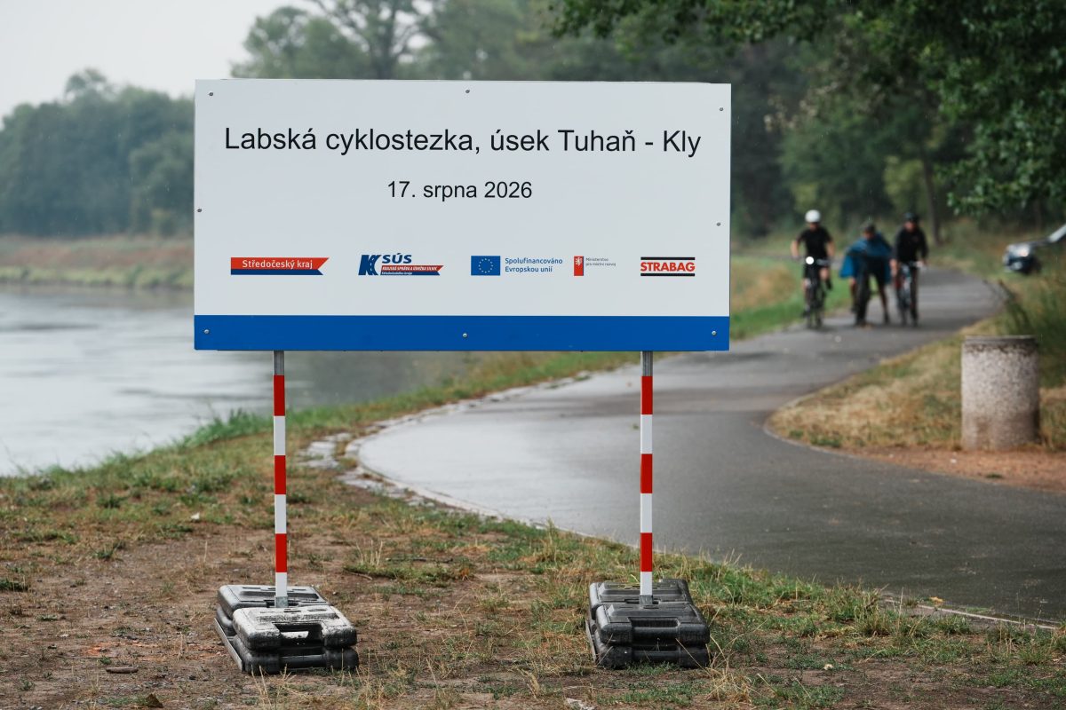 Nová trasa usnadní cestování cyklistům a nabídne bezpečnější spojení podél Labe. Nová trasa usnadní cestování cyklistům a nabídne bezpečnější spojení podél Labe.