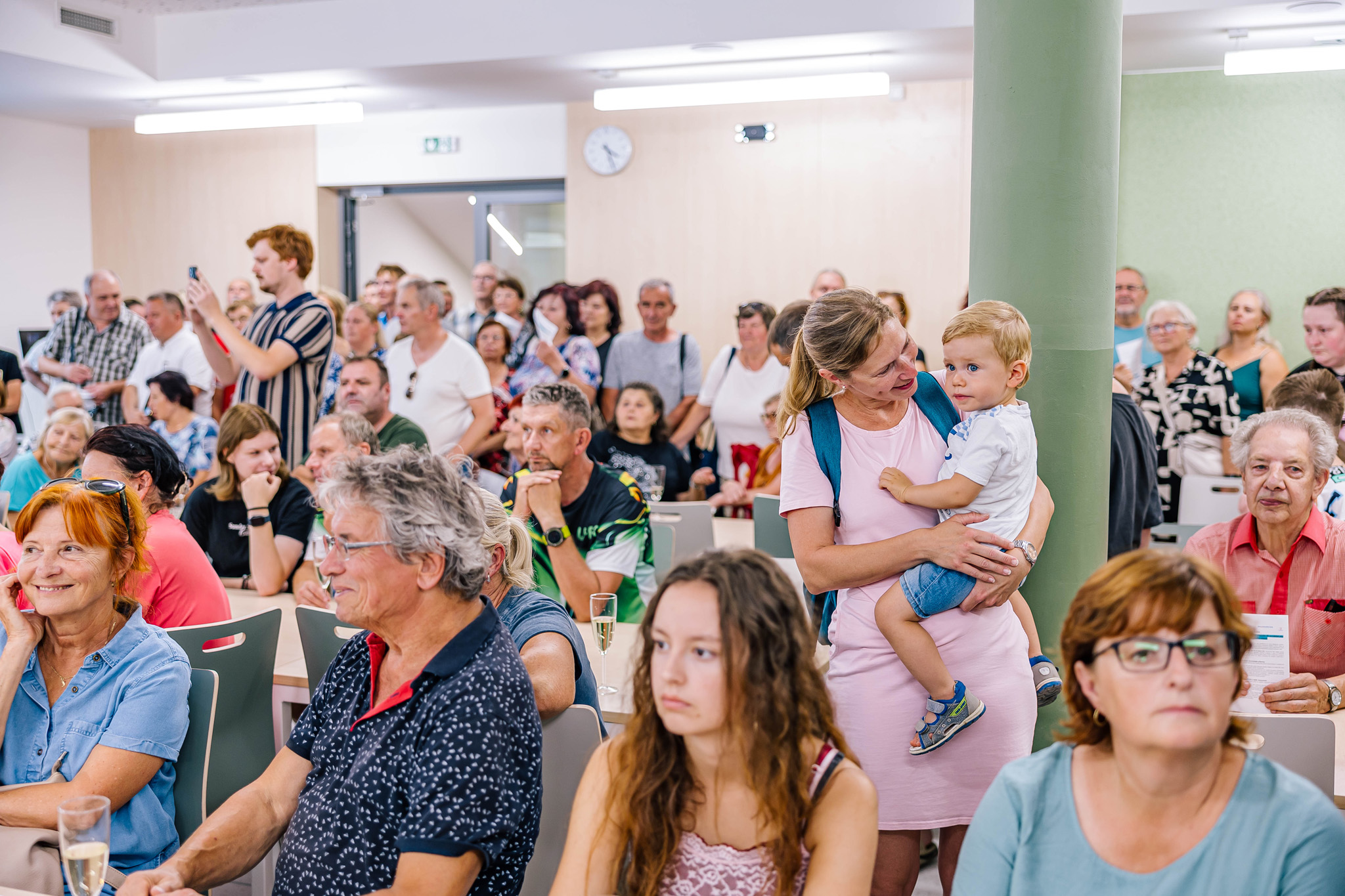 V jihomoravských Pohořelicích otevřeli nové odborné učebny a moderní zázemí pro výuku. Škola získala prostory pro robotiku, jazyky i přírodní vědy.