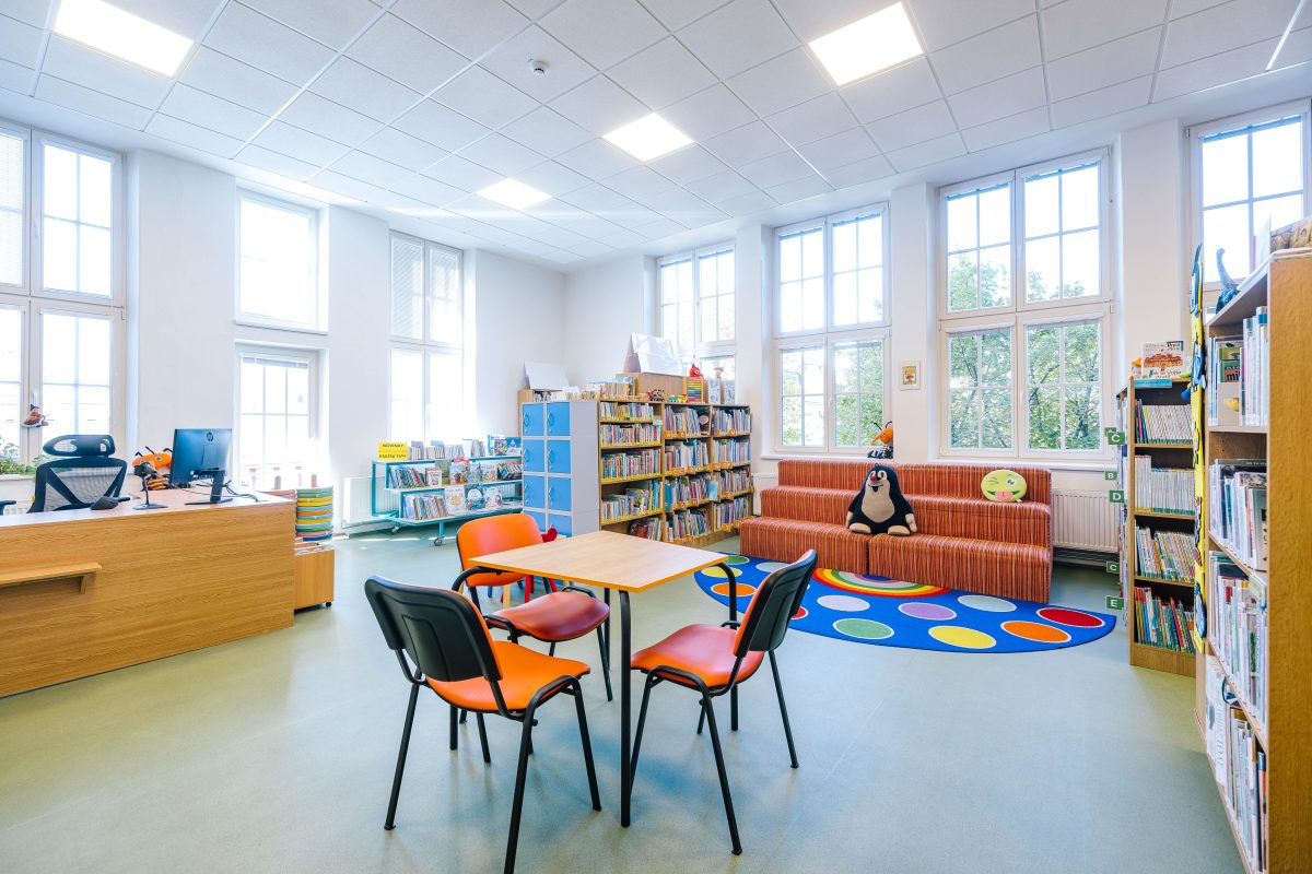 Knihovna Václava Čtvrtka v Jičíně se otevřela po rekonstrukci